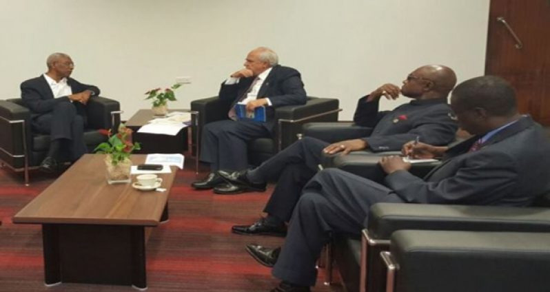 President David Granger and Foreign Affairs Minister Carl Greenidge, Guyana’s Ambassador to Suriname Mr. Keith George and Secretary General of the Union of South American Nations (UNASUR) Dr. Ernesto Samper Pizano, in discussion in Paramaribo