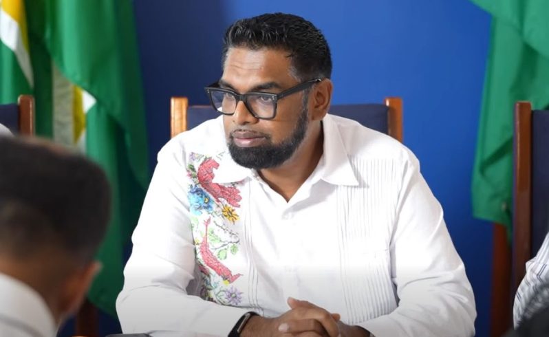 Addressing leaders of the public health sector, the President said the government has invested heavily in pharmaceuticals, medical supplies and inventory management systems, making stock shortages unacceptable.