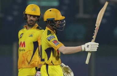 Chennai Super Kings openers put on 129 together.  (BCCI/IPL)