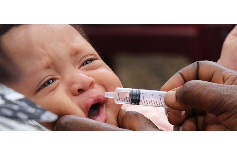 While 91 per cent of Congolese adults living with HIV receive treatment, only 44 per cent of children have access to it — an unacceptable gap that has persisted for more than a decade and which the DRC is determined to correct (UNFPA)