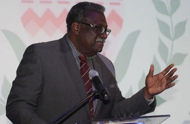 Clive Lloyd delivers the annual lecture at Newlands, Cape Town,  yesterday.