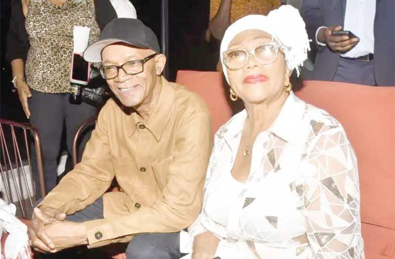 Beres Hammond and Marcia Griffiths (Photo: Naphtali Junior)