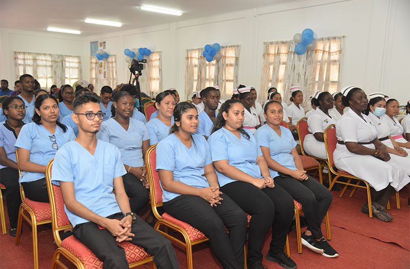 The large gathering of medical students (Japheth Savory photos)