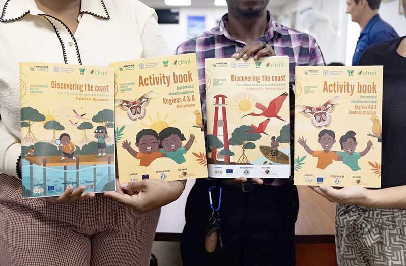 These books form part of the recently launched Environmental Education Curriculum (EEC) for Regions Four and Six