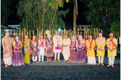 A folk-dance and music group from Uttar Pradesh, India, celebrated Diwali in Guyana. During their visit, they performed at various venues including at State House where His Excellency Dr. Mohamed Irfaan Ali, President of Guyana, and First Lady H.E. Mrs. Arya Ali hosted a special Deepawali celebration