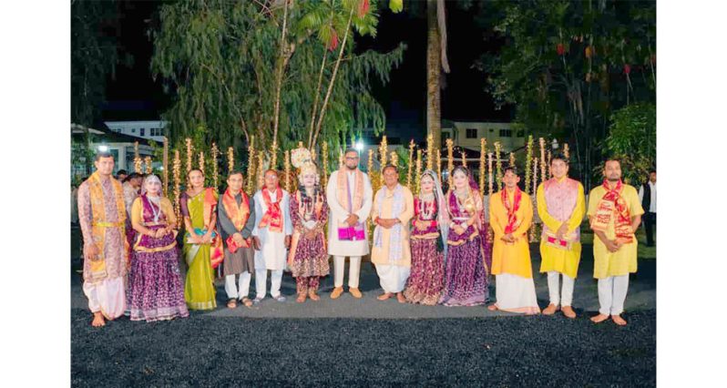 A folk-dance and music group from Uttar Pradesh, India, celebrated Diwali in Guyana. During their visit, they performed at various venues including at State House where His Excellency Dr. Mohamed Irfaan Ali, President of Guyana, and First Lady H.E. Mrs. Arya Ali hosted a special Deepawali celebration