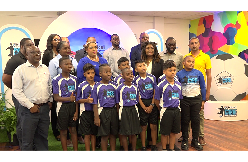 Defending Champions Leonora Primary are flanked by officials of Courts, the Petra Organisation and Ministry of Education