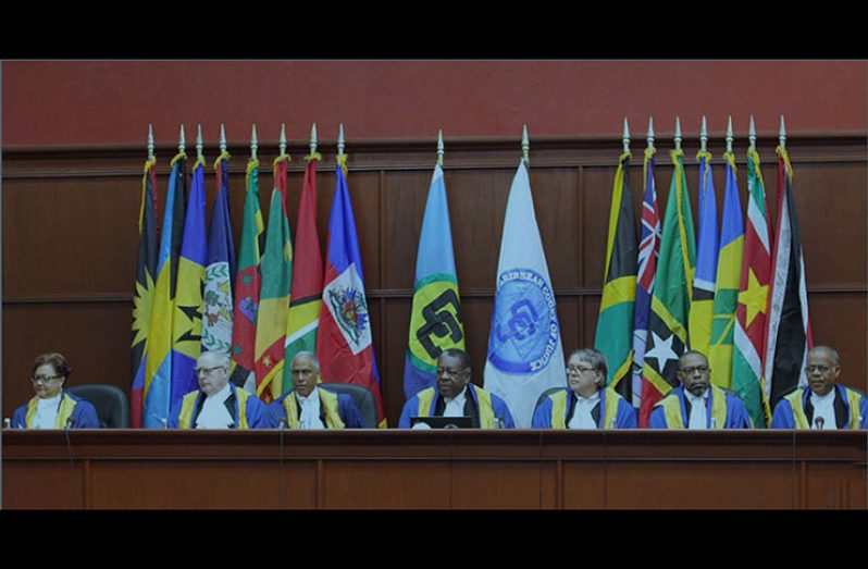 The full bench of the CCJ sat at the High Court of Antigua and Barbuda for the special sitting in
honour of retiring President, the Rt Hon Sir Dennis Byron.