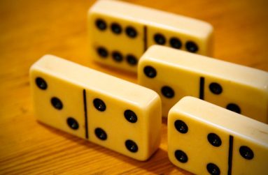 dominoes