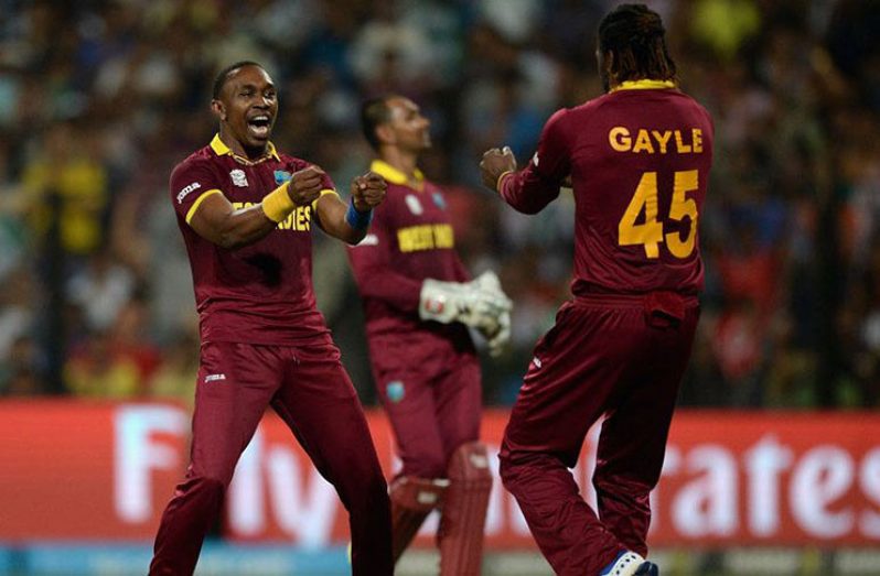 Dwayne Bravo and Chris Gayle break into a jig (Getty Images)