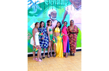 Ms Vanessa Lachman with Ms Susan Rodrigues, Minister of Tourism, Industry and Commerce Photo credit: @xanader photographygy