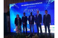 Mrs. Lorna Carlson, Socioeconomic Manager at ExxonMobil Guyana; co-founder and President of Recover Guyana, Dr. Davindra Lalltoo; ACEO Secondary at the Ministry of Education, Sherwyn Blackman; President of ExxonMobil Guyana Limited, Allstair Routledge and GGI partner during the launch of Project FLOW