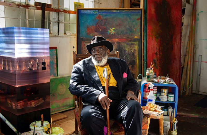 Frank Bowling in his South London studio (photo by Sacha Bowling)