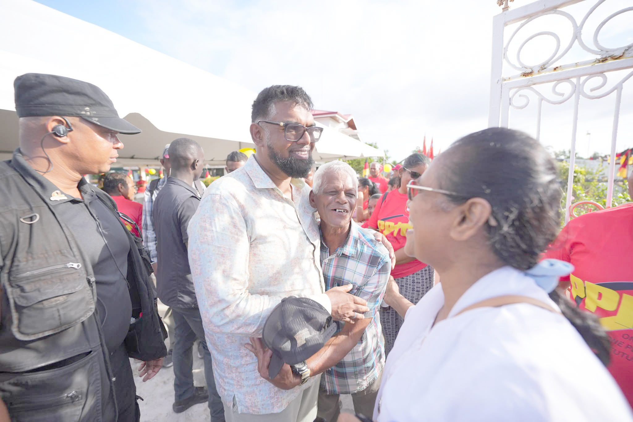 President Ali engaged residents of Hubu Backdam in Region Three, listening to their concerns and offering insight into some of what government has planned for their future. He was at the time leading a community outreach in the area (Photos: President Ali/Facebook)