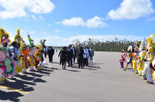President David Granger is greeted by Prime Minister
of The Bahamas, Perry Christie, on his arrival at the
Lynden Pindling International Airport, The Bahamas,
on Thursday (Ministry of the Presidency photo)