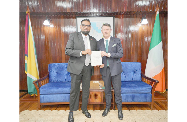 On Tuesday, President, Dr Irfaan Ali accepted the Letters of Credence from
Non-Resident Ambassador of Ireland to the Co-operative Republic of Guyana,
Martin Gallagher, at the Office of the President on Shiv Chanderpaul Drive.
President Ali and Ambassador Gallagher explored collaborative and investment opportunities between Guyana and Ireland, in health, technology, energy,
climate resilience, food security and production, education, and digitalisation.
President Ali also encouraged Ireland to join the Global Biodiversity Alliance,
which is spearheaded by Guyana. Minister of Foreign Affairs and International
Co-operation, Hugh Todd and Ambassador Ivan Evelyn were among those at
the accreditation (OP photo)