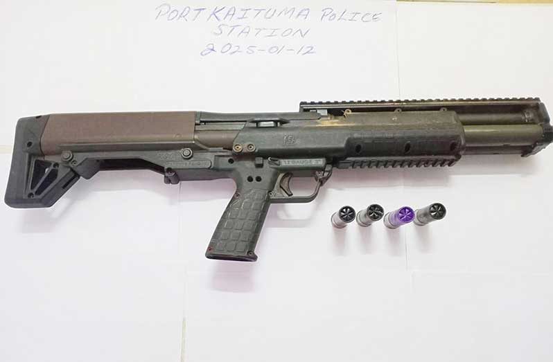 One of the illegal guns and marijuana which were reportedly found by police during the raids (GPF photos)