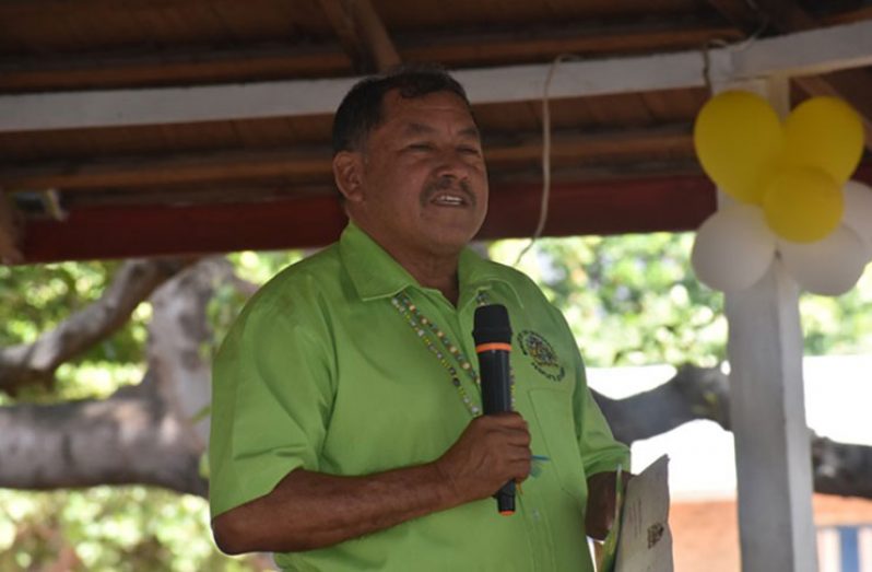 Minister of Indigenous Peoples’ Affairs Sydney Allicock addressing the residents of Karasabai