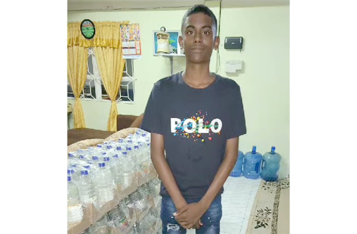 mahes 15-year-old Navindra Mahes