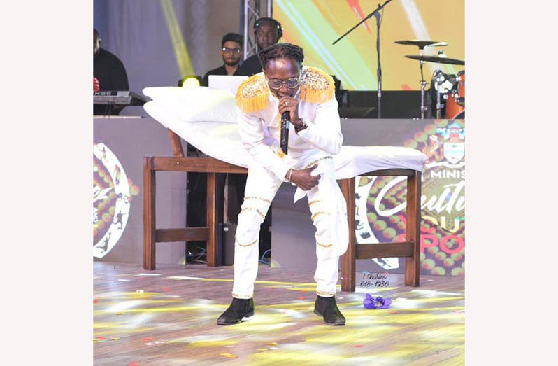 2021 Soca Monarch Samuel Medas