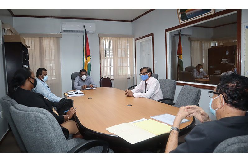 Agriculture Minister, Zulfikar Mustapha, during the meeting with members of the sub-committee on Thursday