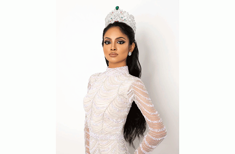 Miss Guyana Universe, Lisa Narine