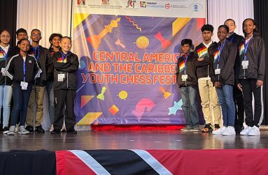 The players take a photo at the conclusion of the festival
