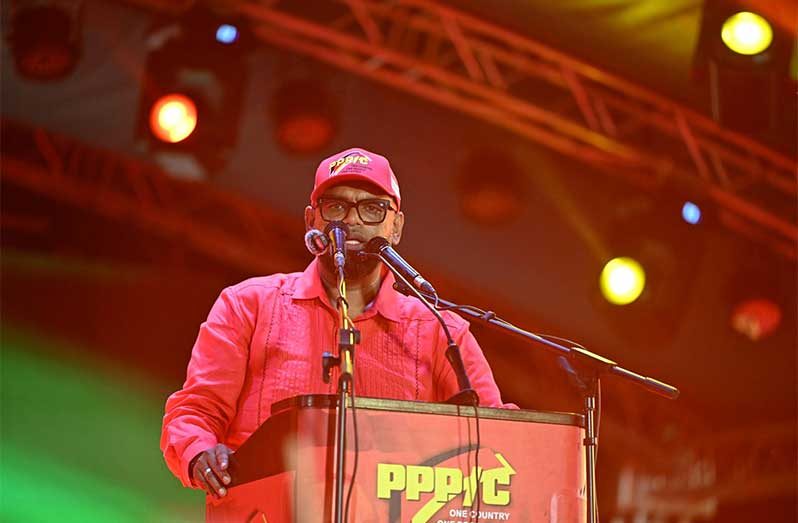 President Ali speaking at the Stewartville rally on Sunday (DPI photo)