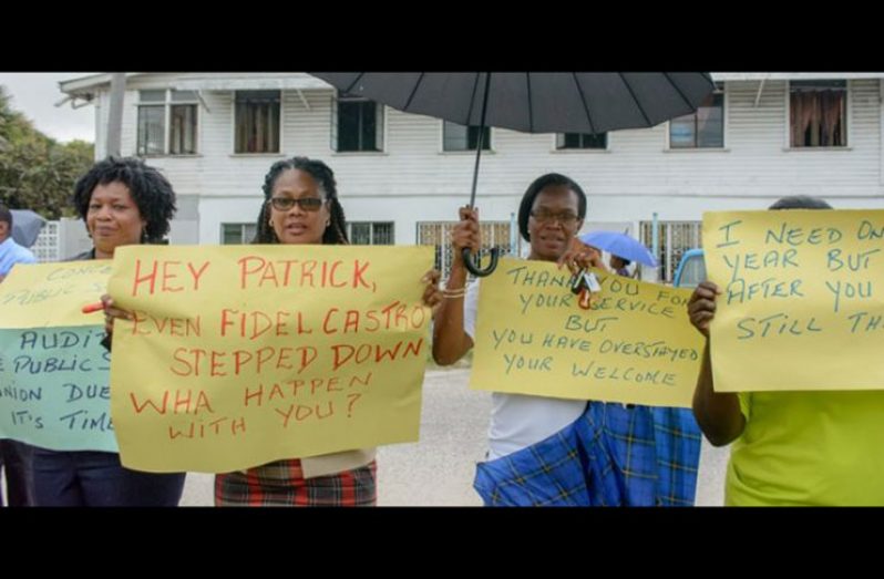 Some of the protesters calling for the removal of GPSU President, Patrick Yarde on Monday morning