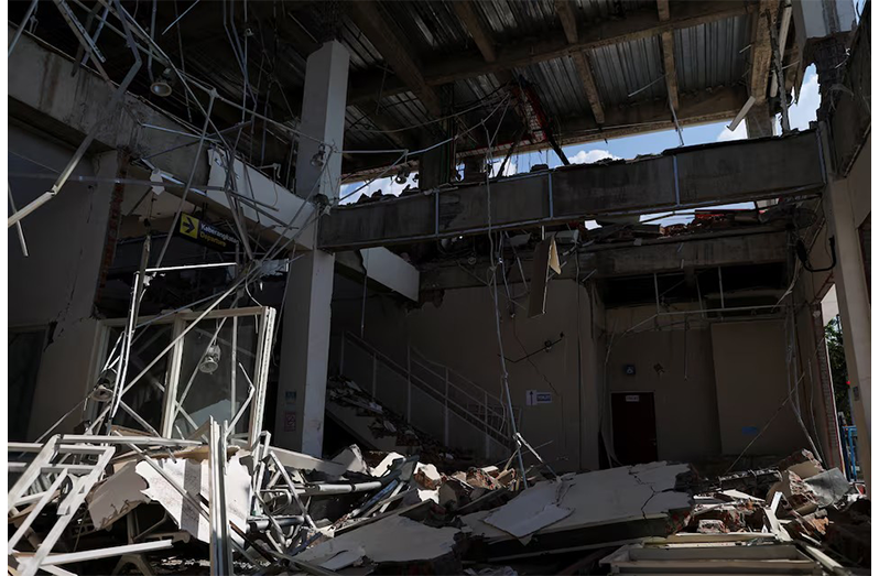 Destruction in the passenger port of Maumere, in the aftermath of an earthquake, in East Nusa Tenggara, Indonesia, August 16, 2026 (REUTERS/Edgar Su)
