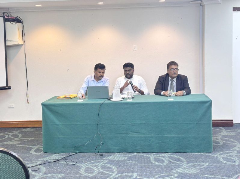 Representatives of Ekaa Hrim Resources