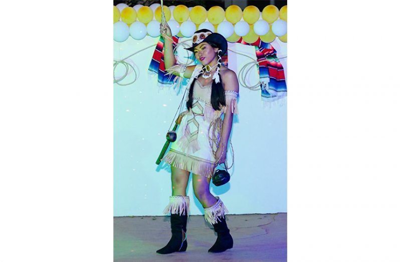 Rodeo Queen 2019, Mae Allicock performs on stage