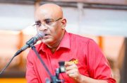 PPP General Secretary Bharrat Jagdeo outlines the party’s plans to residents