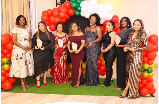 The awardees and President of the WeLead Association Abbigale Loncke-Watson (left)