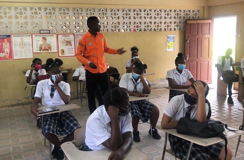 The students of the Carmel Secondary School participating in the workshop