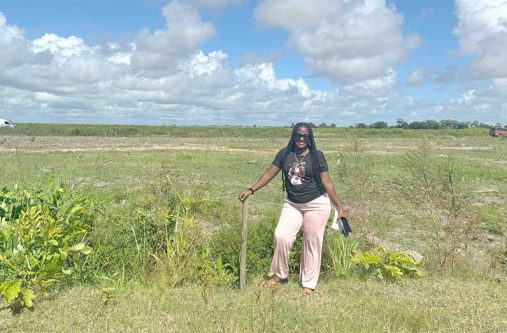 Led by surveyors from the CH&PA the exercise enabled allottees to physically identify and mark the boundaries of their individual lots
